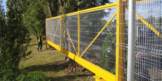 Electric Sliding gate safety repair carried out in Essex